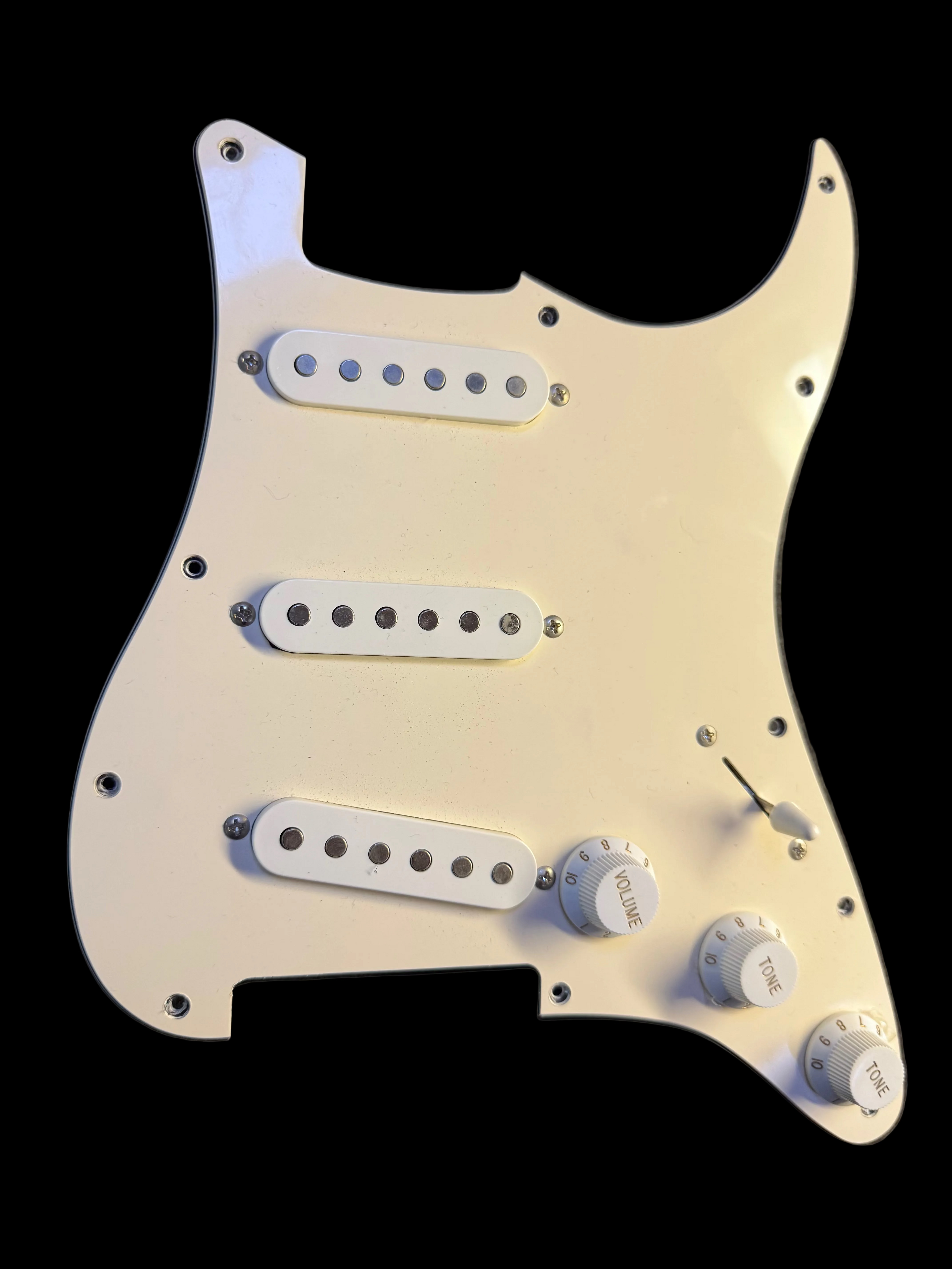 Used 2013 Squier Affinity Stratocaster Loaded Pickguard – Reclaimed, Excellent Condition